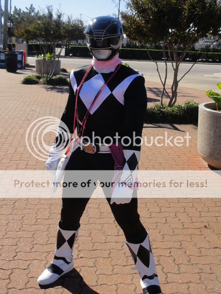 Black Ranger cosplay at Virginia beach video ⚡ RangerBoard